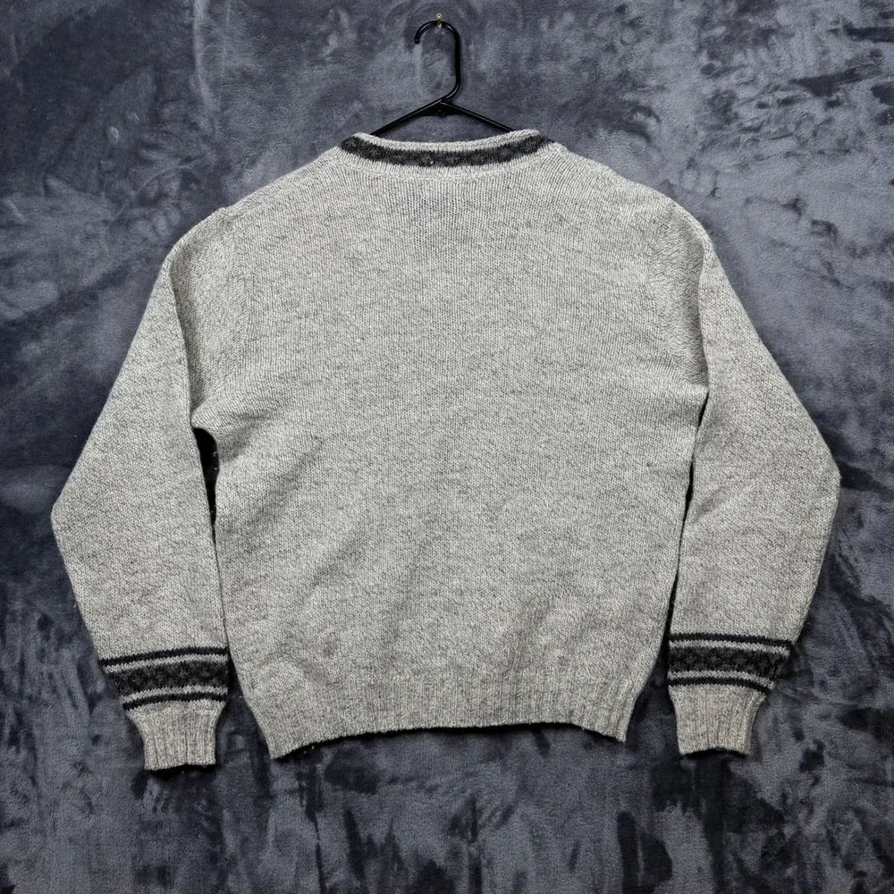 Lands End V-Neck Sweater Mens M Grey Fair Isle Virgin Wool Blend USA Made